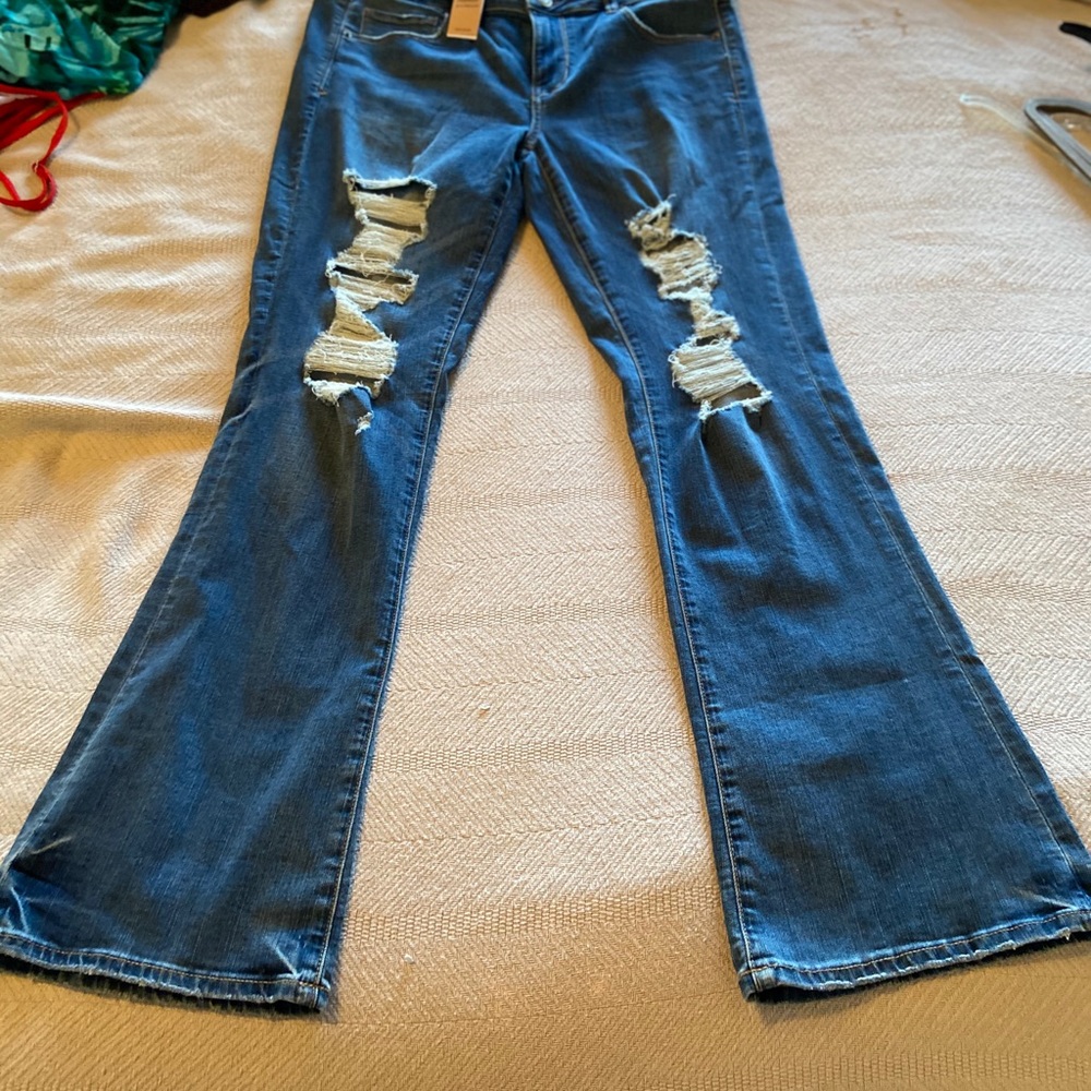 American Eagle distressed Jeans size 14